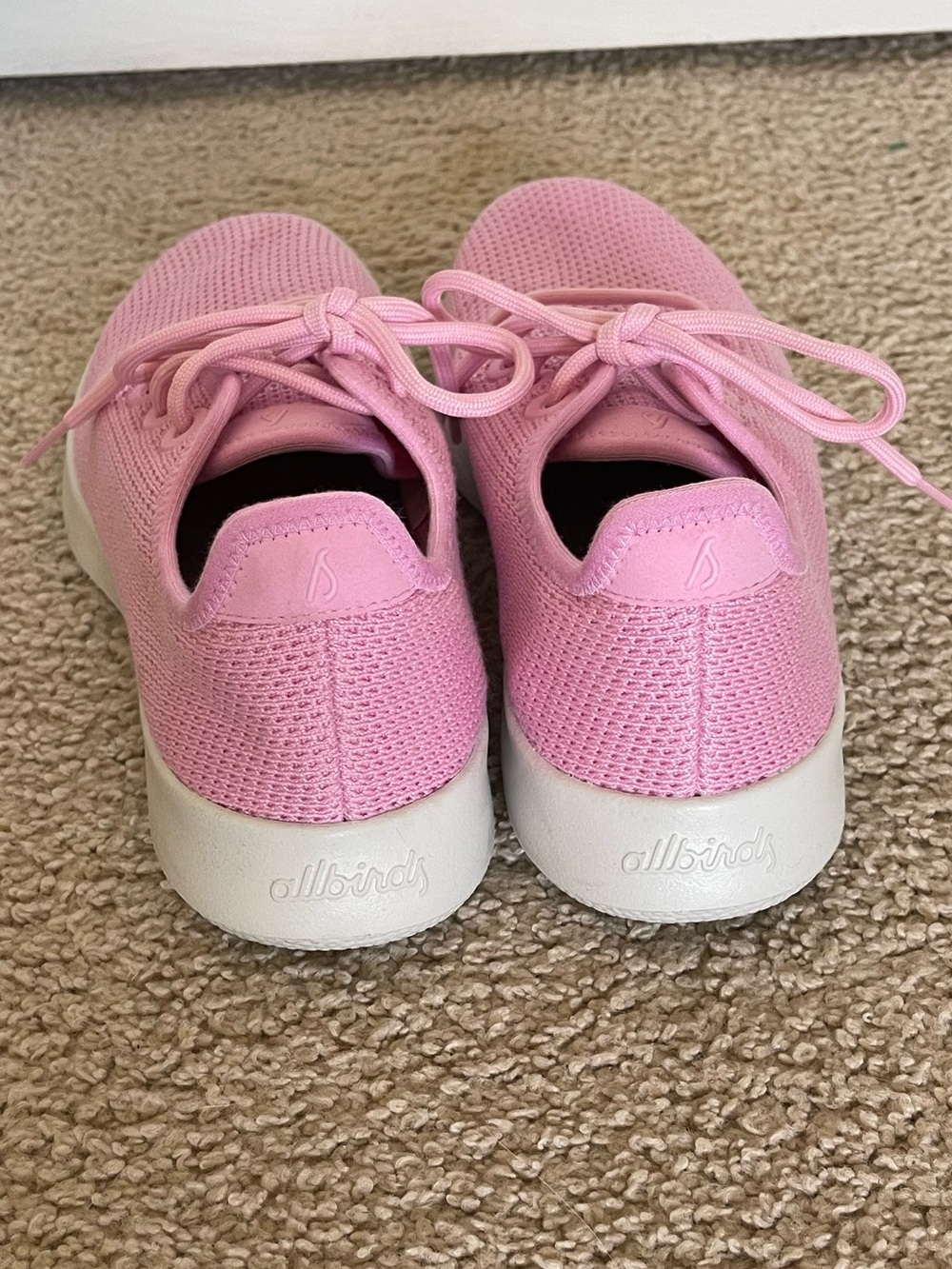 Allbirds Pink Tree Runner Size 9 - Picture 3 of 5